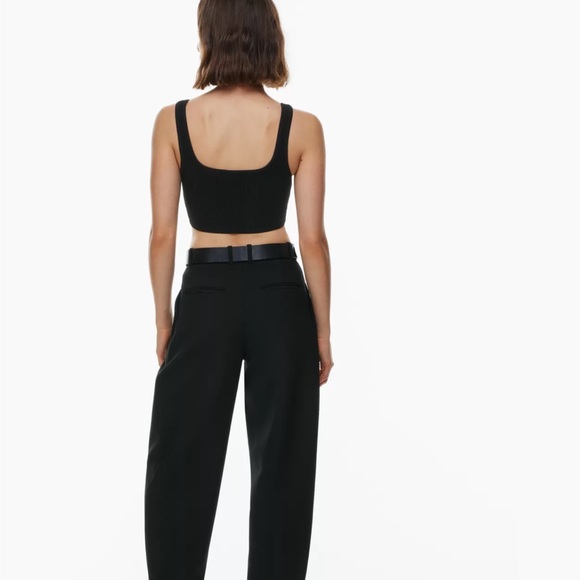 Aritzia Babaton
Sculpt Knit Tank (Arjun Knit Top) in black - Picture 2 of 4